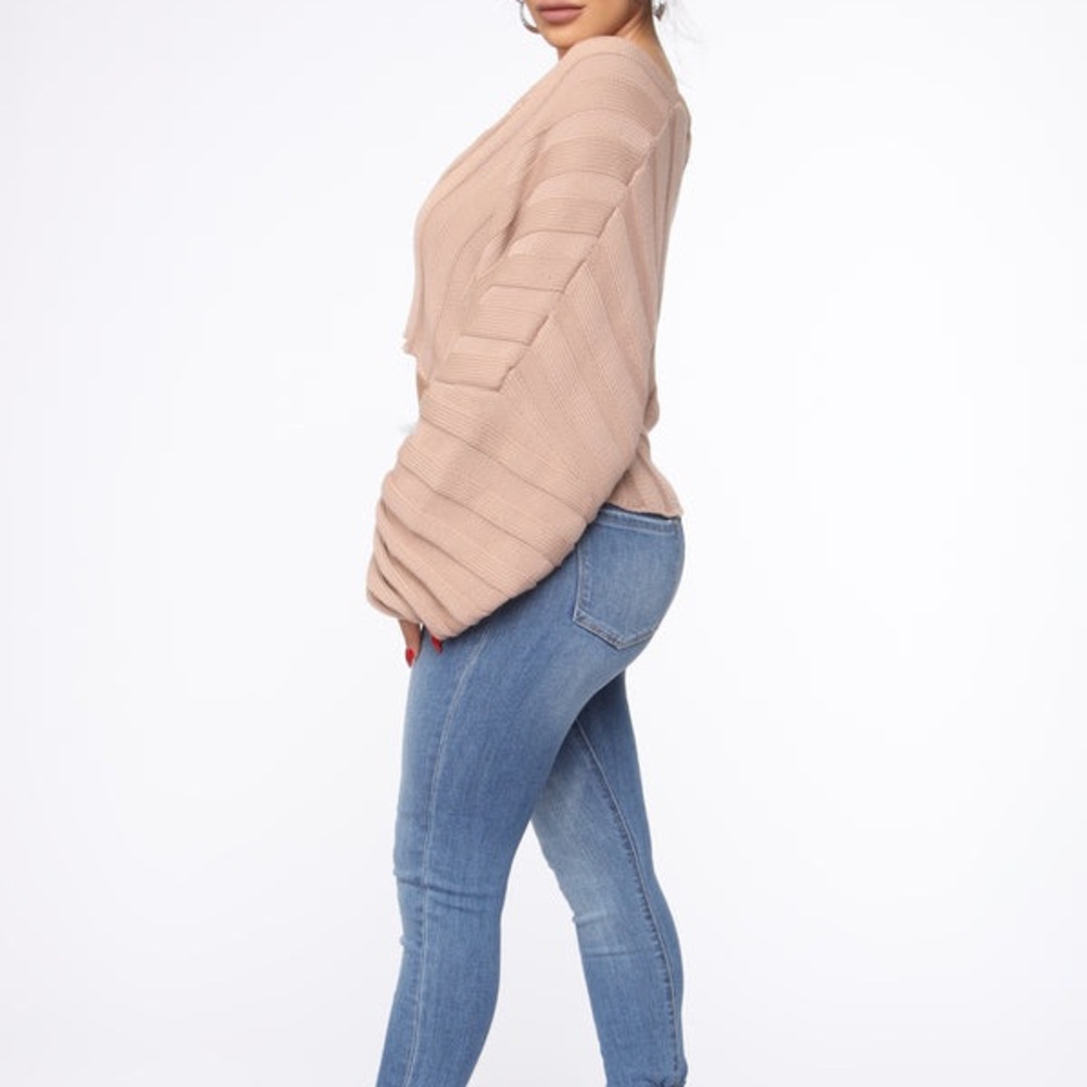 Tan Ribbed Knit Cropped Cardigan - Picture 4 of 6